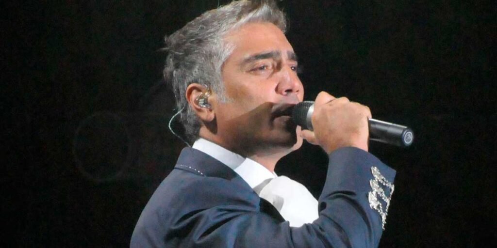 Alejandro Fernández dedica emotivo concierto a su padre